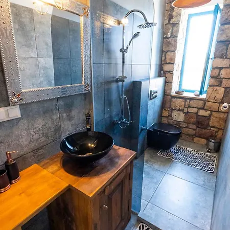 Assos Sazli Stone House Апартаменты